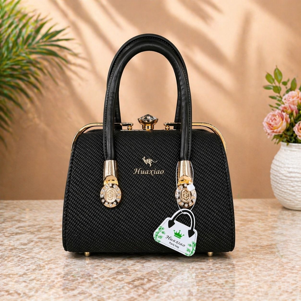 Huaxiao Party Bag for woman.